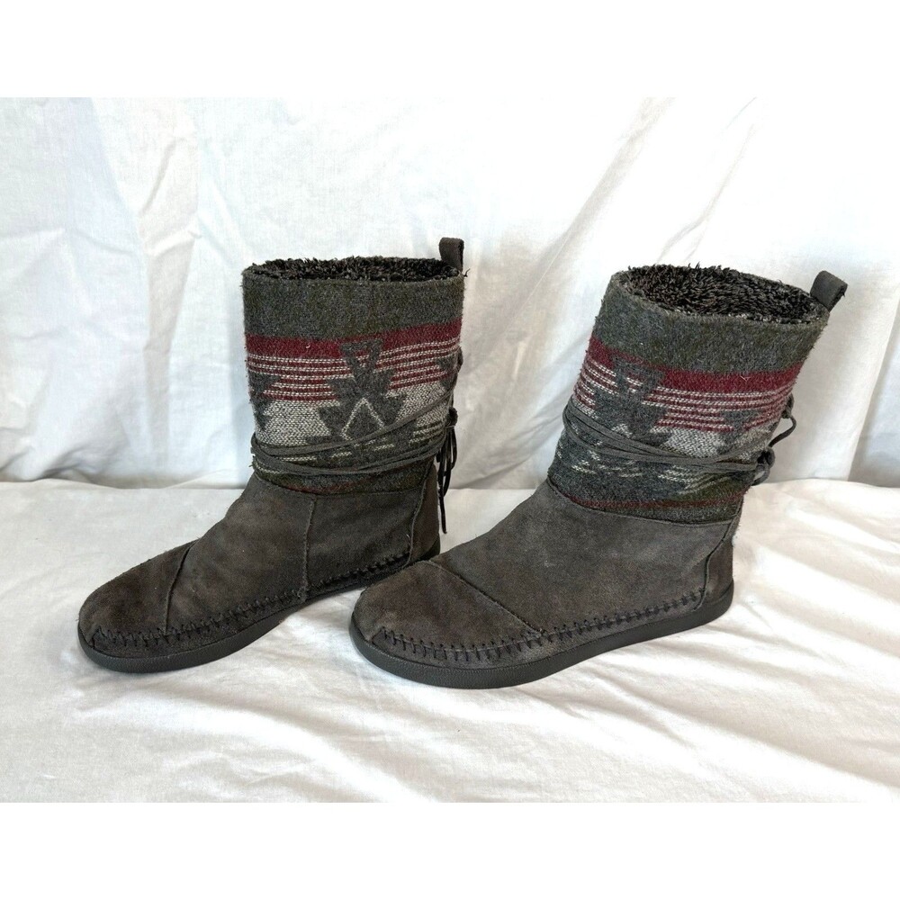 Toms Nepal Suede Moccasin Jacquard Boots Women’s Size 6.5 Gray Aztec Pull On